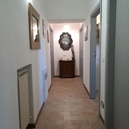 Casale Crisanti בית הארחה Beroide