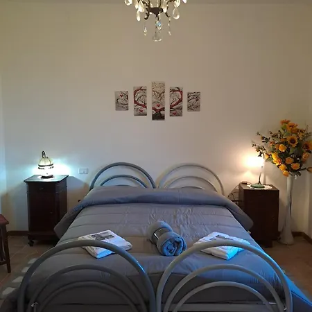 Casale Crisanti بيت ضيافة