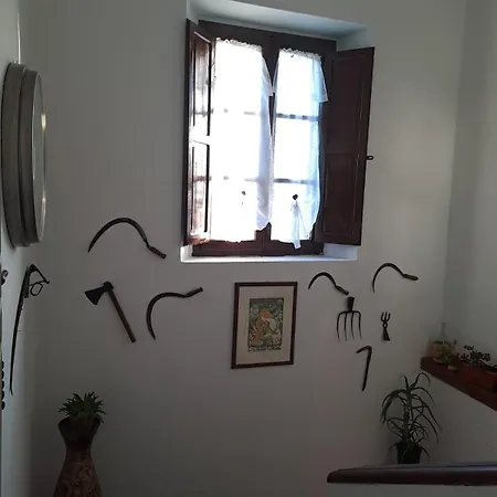Casale Crisanti بيت ضيافة *
